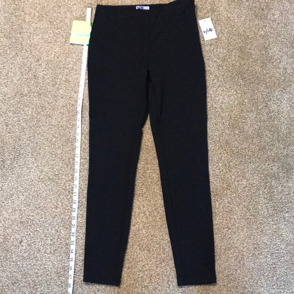 Black Side Zip Pant (Size 9)